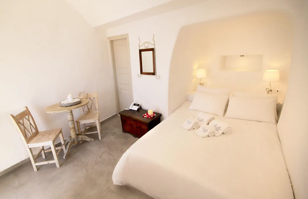 Oia Mare Villas-1